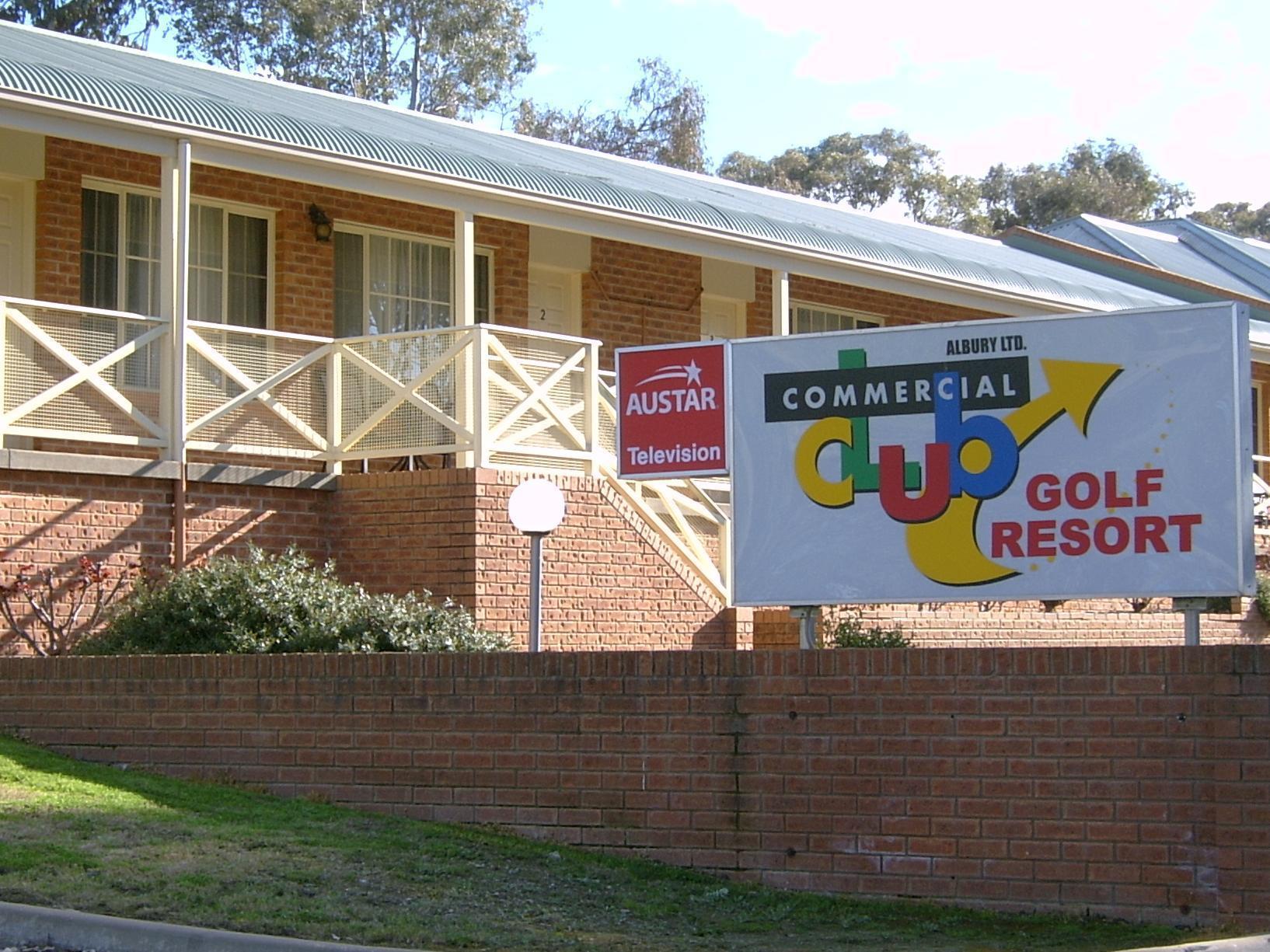 Commercial Golf Resort Albury Exterior photo