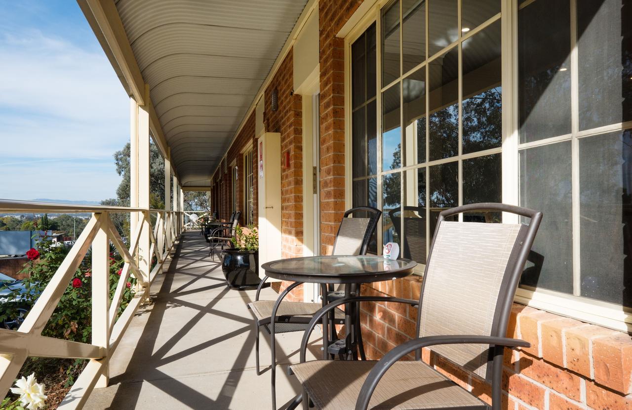 Commercial Golf Resort Albury Exterior photo
